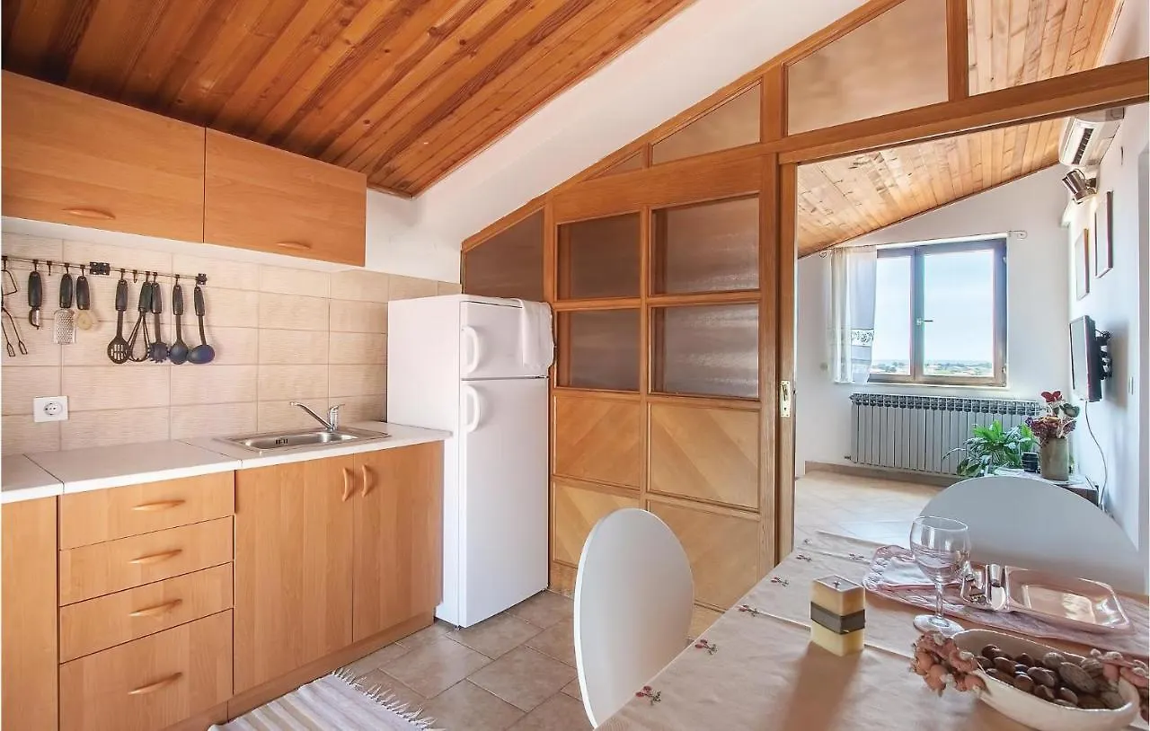 Stunning Apartment In Pula With 1 Bedrooms And Wifi