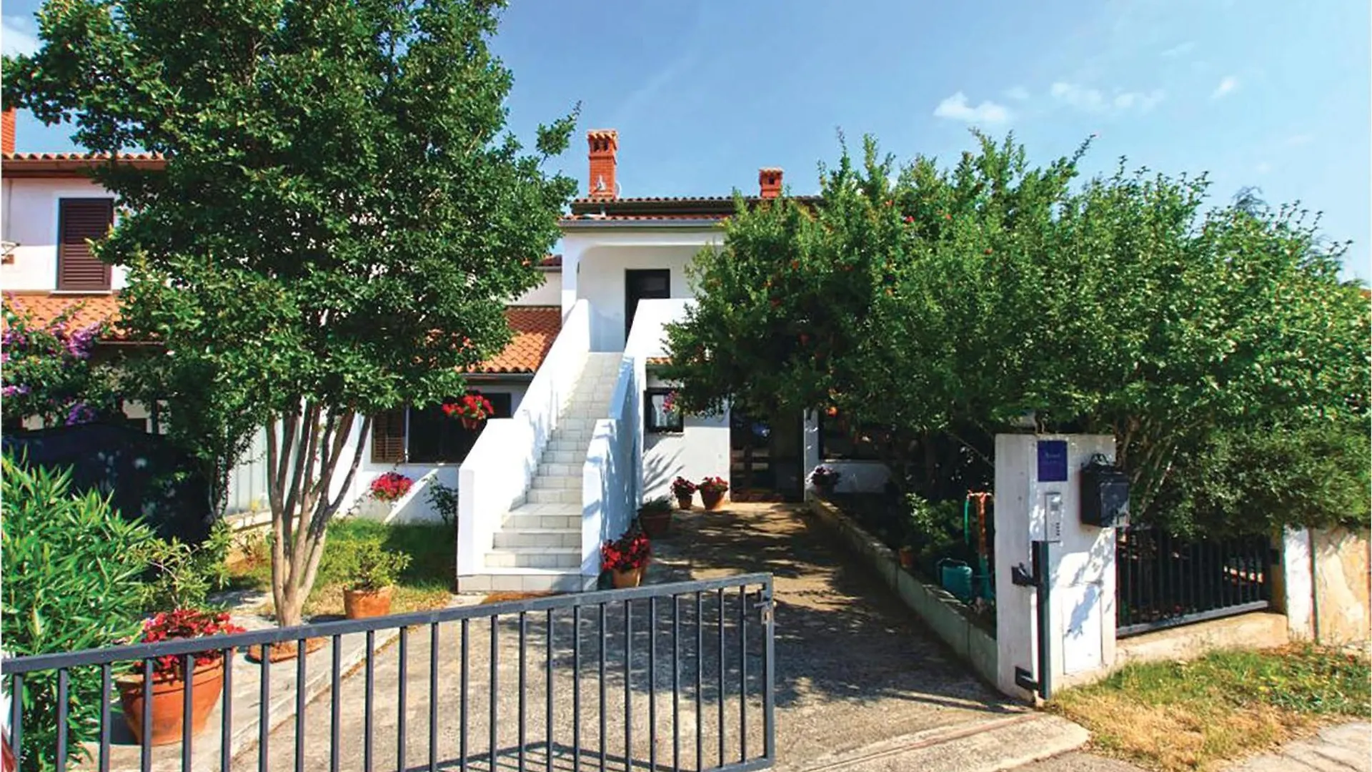 Stunning Apartment In Pula With 1 Bedrooms And Wifi